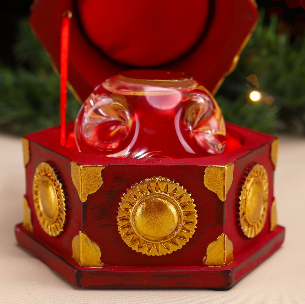 Heirloom Gifts of the Magi Chest Set – Real Gold, Frankincense & Myrrh, view 5