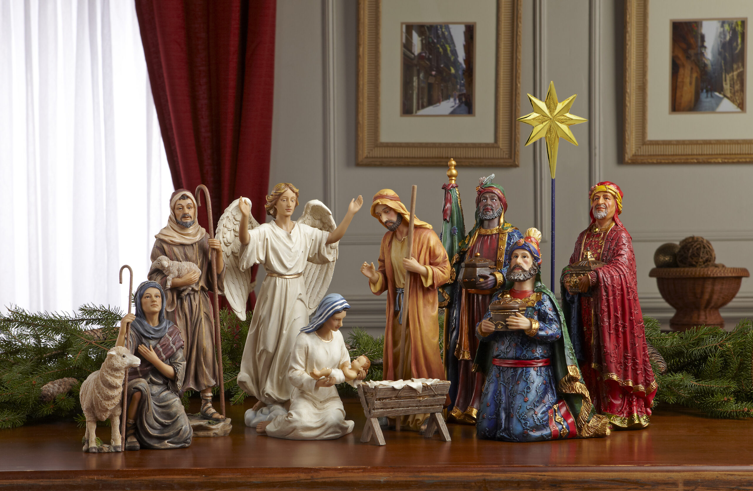 The Basic 10" 11 piece Real Life Nativity (RLN025)